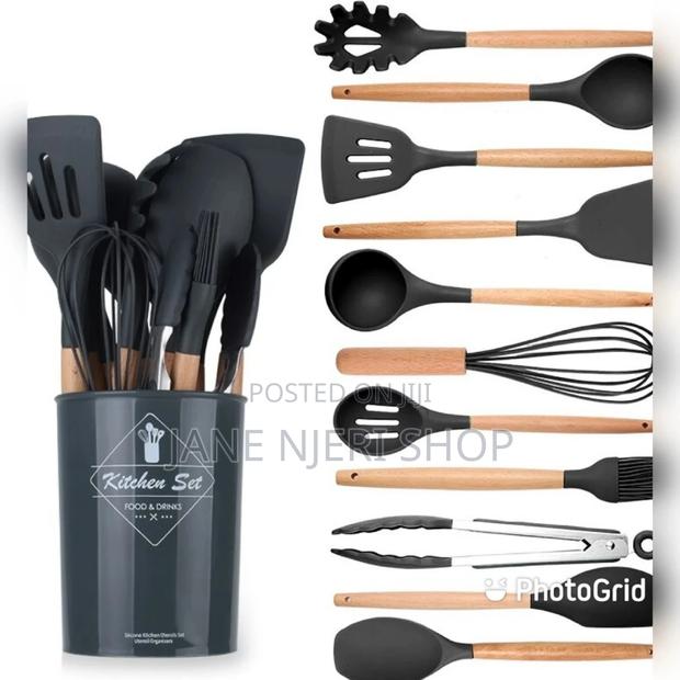 12 Pieces Spoons