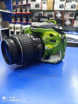 Nikon D7100 With Case - main view