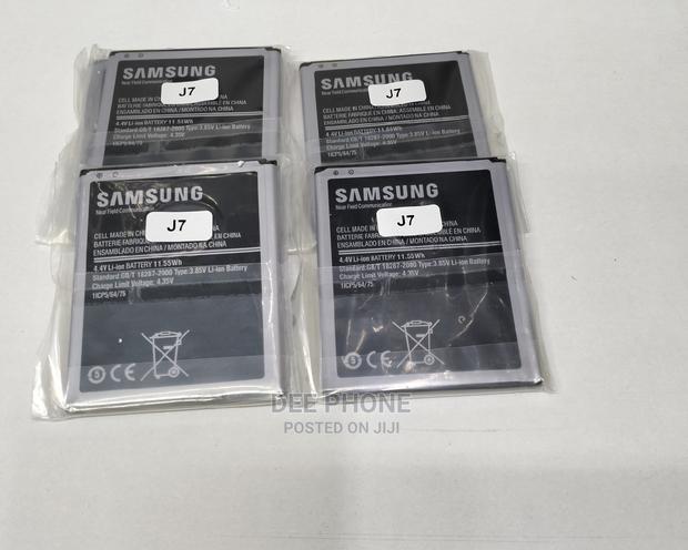 Samsung Galaxy J700 Phone Batteries