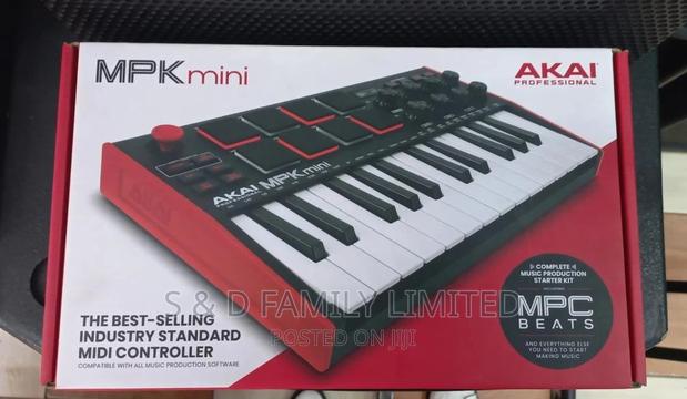 Akai MPK Mini 25 Keys Controller - main view
