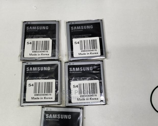 Samsung Galaxy S4 Phone Batteries