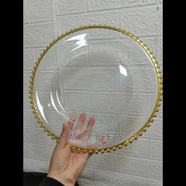 Acrylic Charger Plates - thumbnail 2