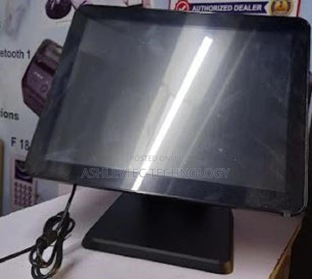 All in One Machine Intel Core I3 4GB 256GB HDD Core I3 - main view