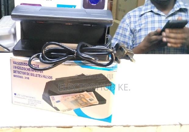 Quality Model 318 Fake Money Detector Fake Money Detector