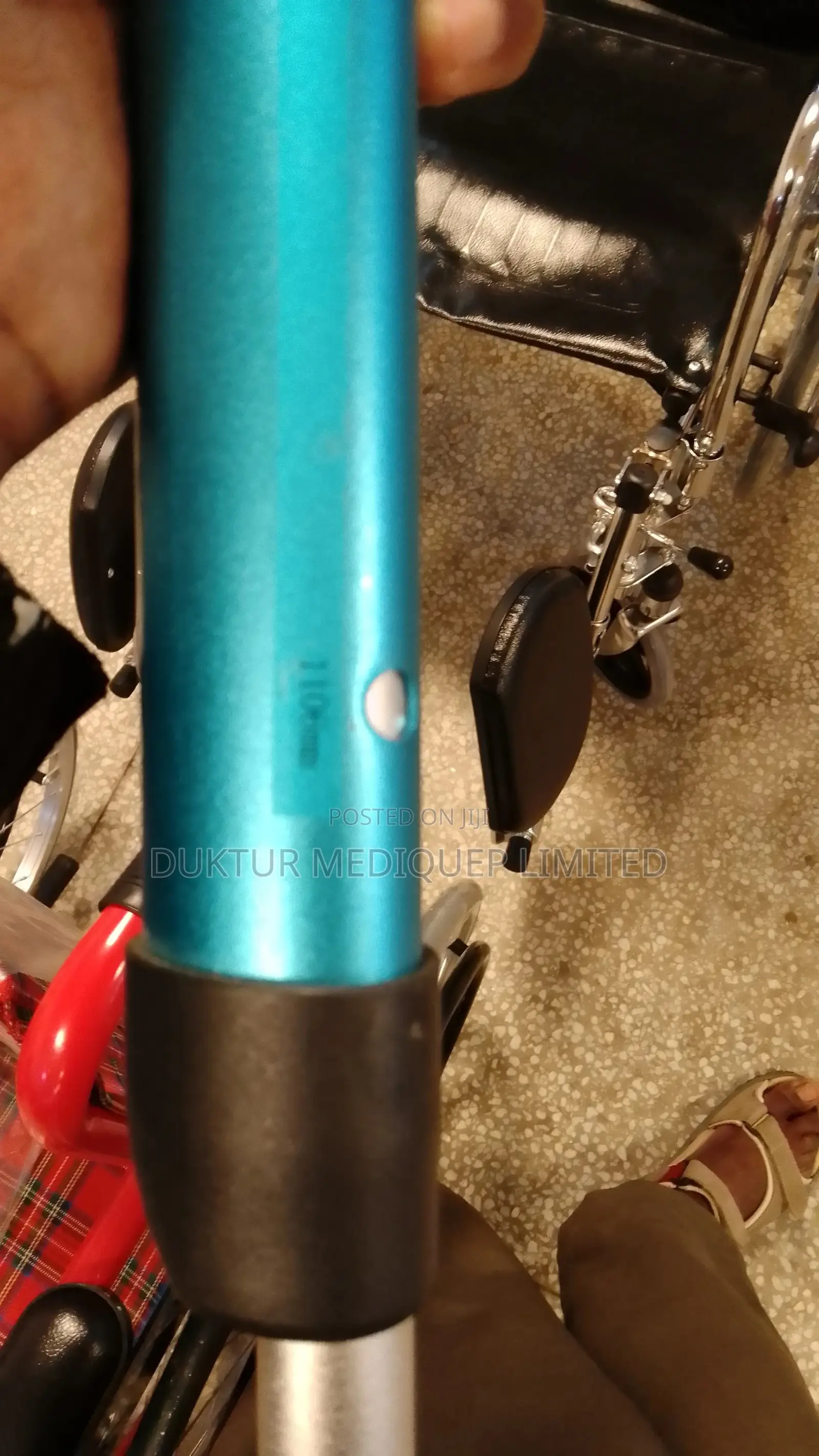 2 in 1 Aluminium Axillary Crutch/ Walking Stick