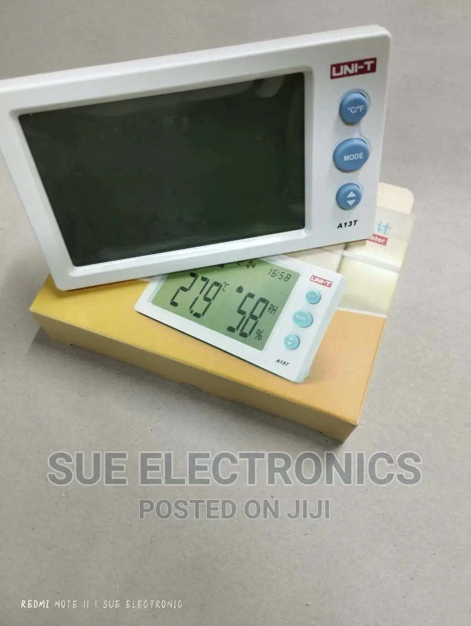 Uni-T A13t Temperature Humidity Meter