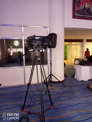 Livestreaming Video Graphy