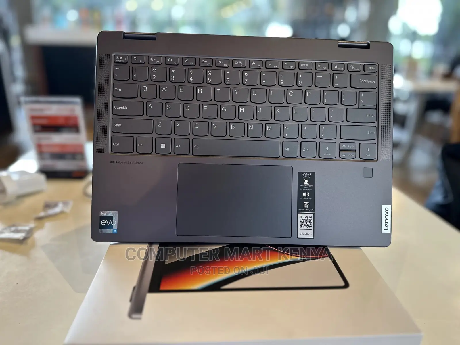 New Laptop Lenovo Yoga 700 16GB Intel Core I7 SSD 512GB
