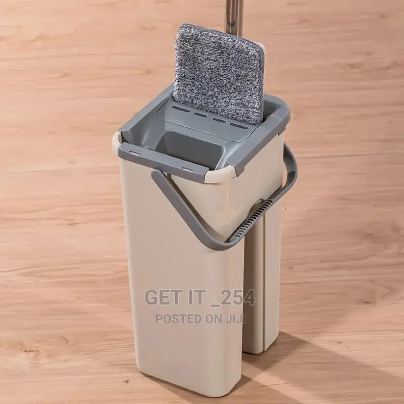 Vertex/Scratch Cleaning Mop . Bucket