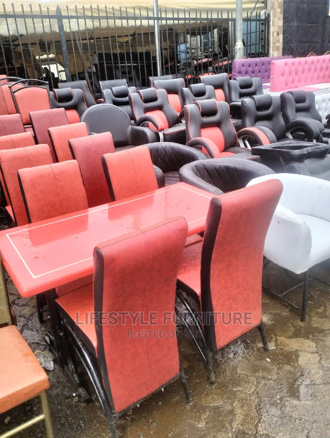 Executive Chairs With a Table
