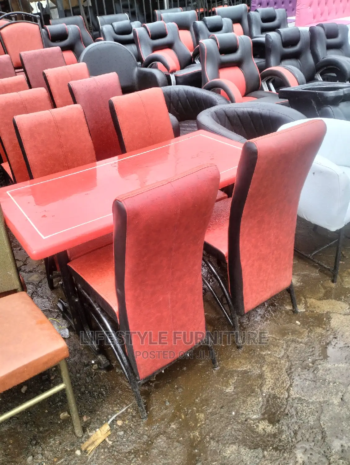 Executive Chairs With a Table