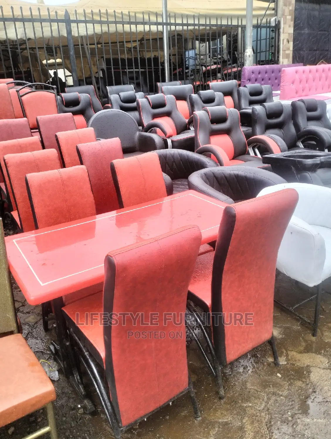 Executive Chairs With a Table