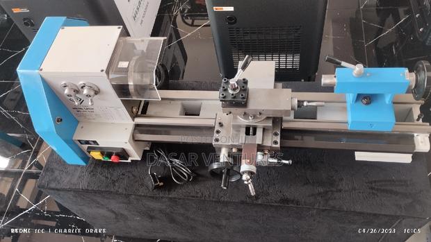 Metal Lathe Machine - thumbnail 2