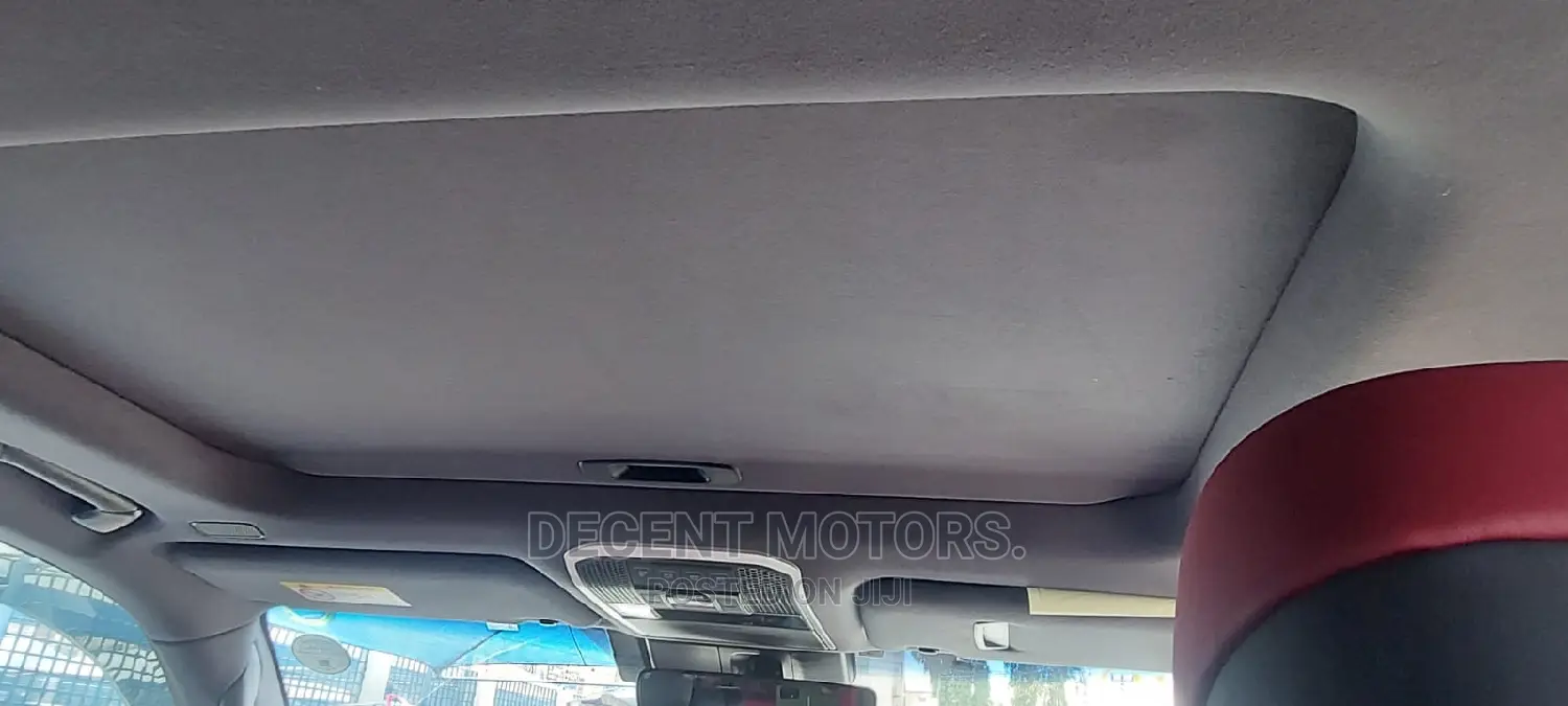 Toyota Land Cruiser 3.5 Petrol 4WD 2021 White