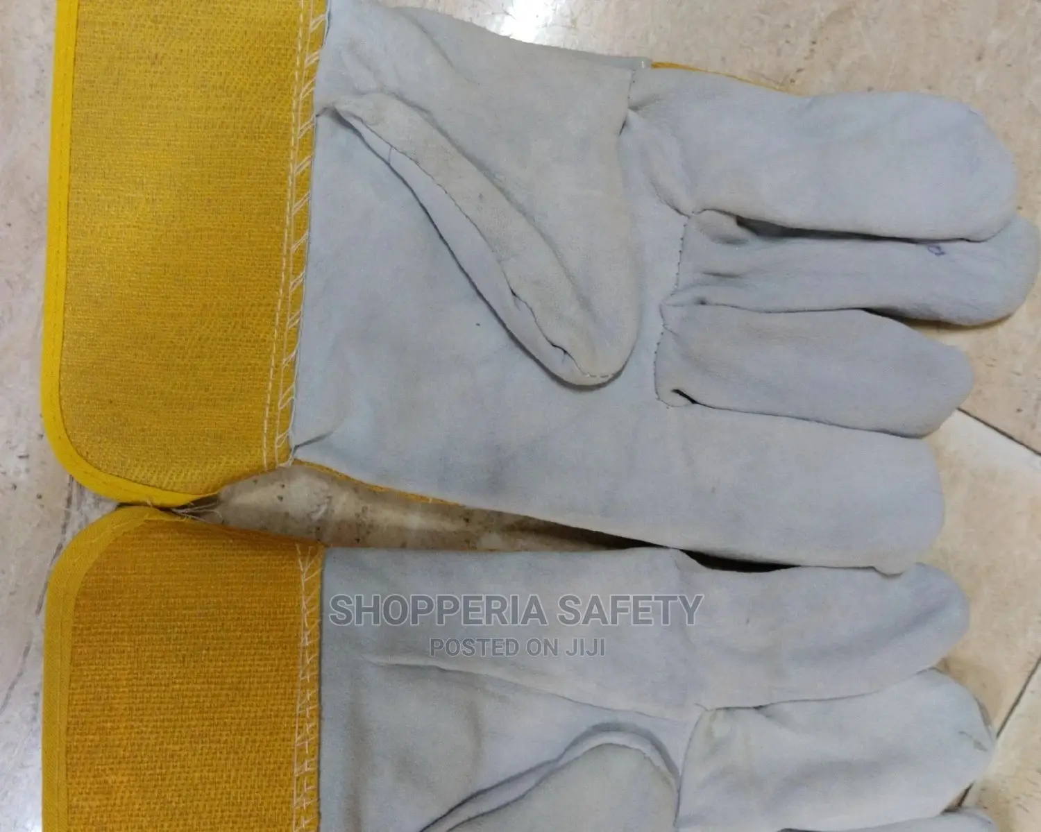 Leather Gloves