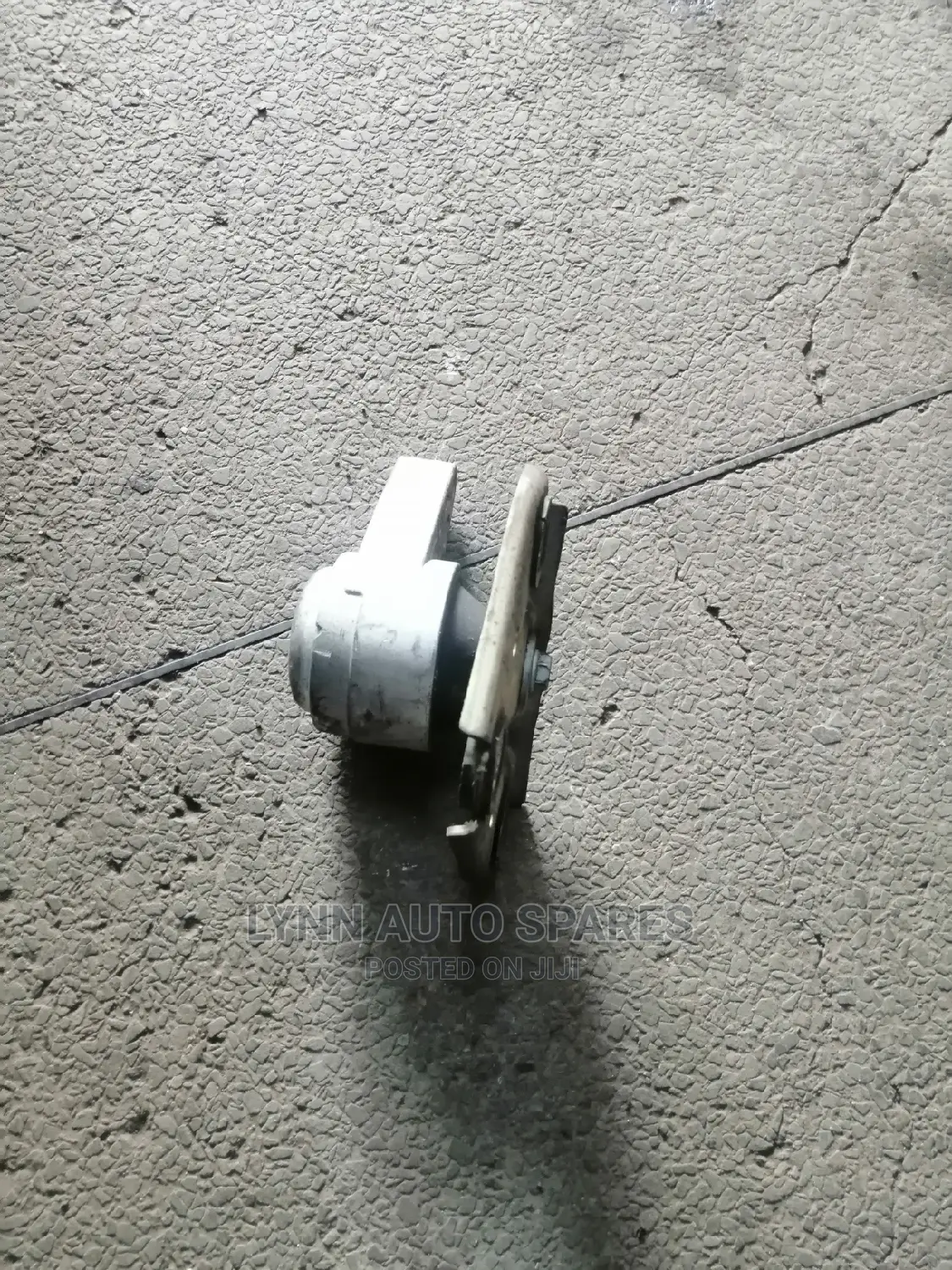 Mazda Verisa Gear Mountain