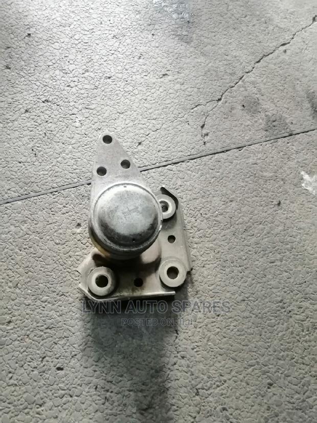 Mazda Verisa Gear Mountain - thumbnail 3