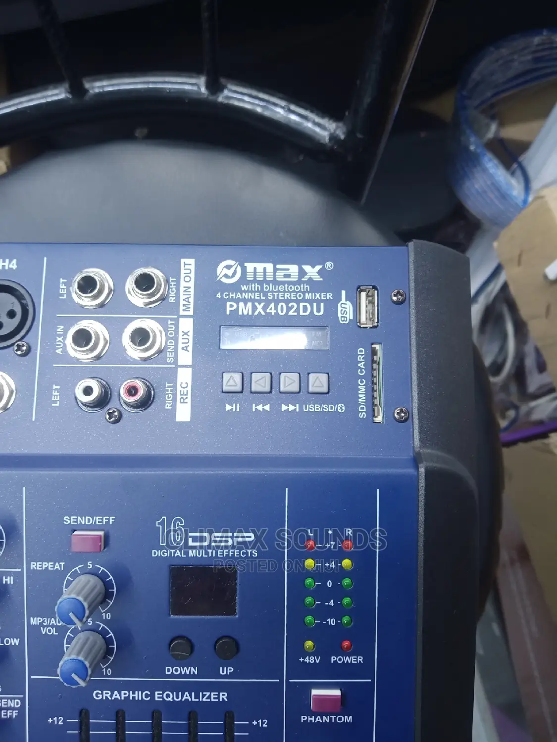 Powered Mixer 4 Chanls