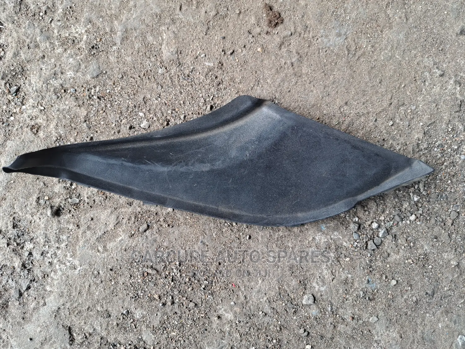 Fielder Axio 2012 2015 Windscreen Finishers