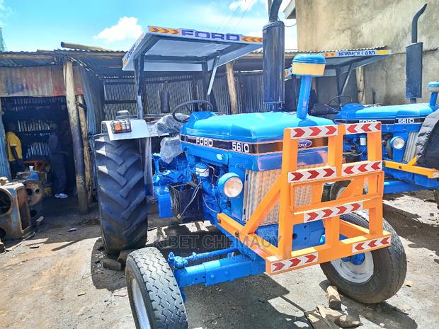 5610 Ford Tractor - main view