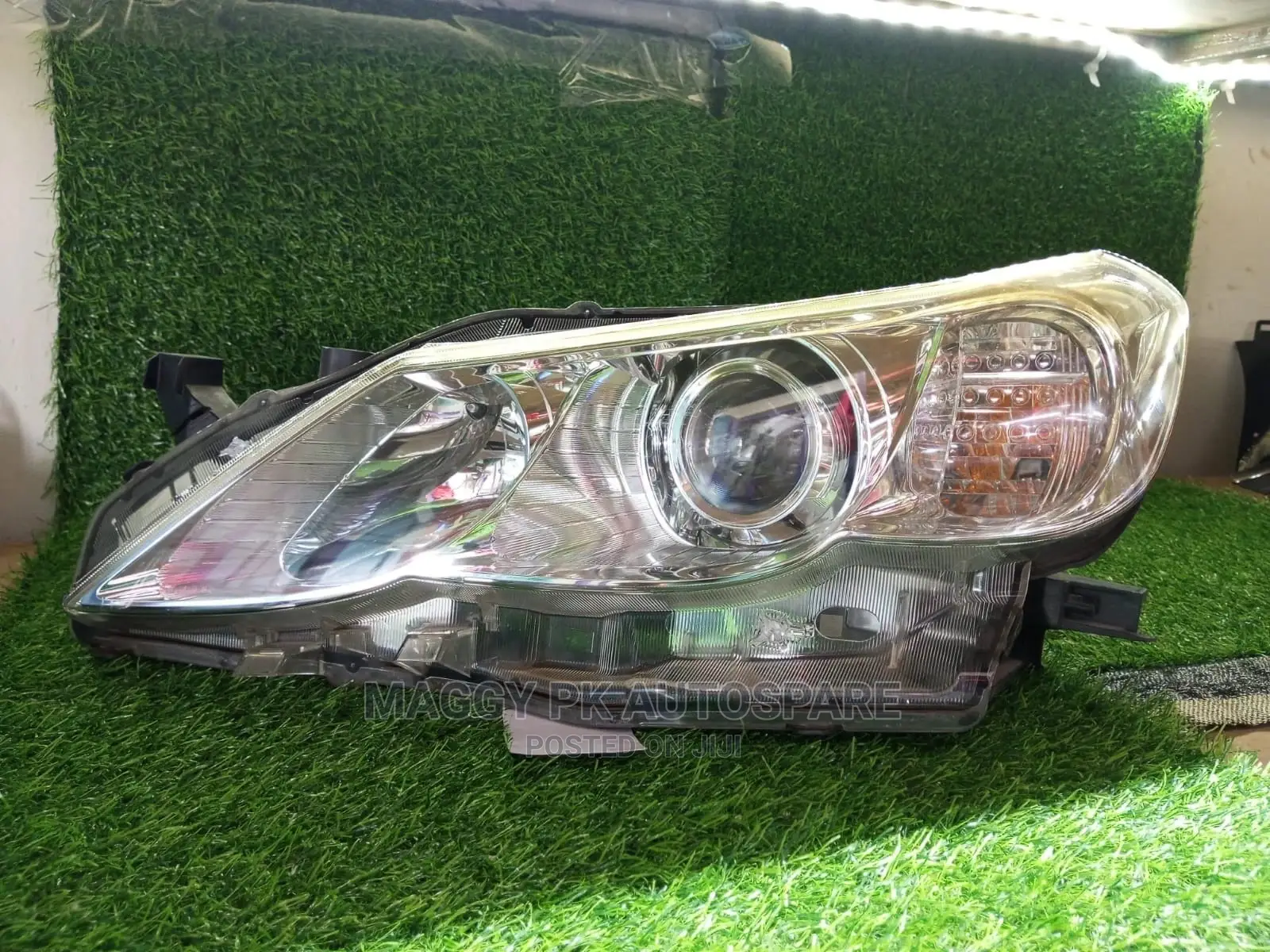 Headlight Toyota Mark X 2010 Xenon