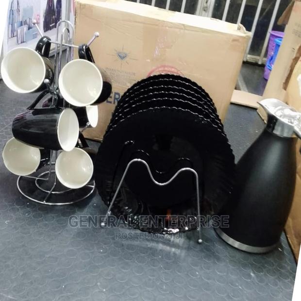 6 Dinner Plates,6 Cups ,2 Litres Unbreakable Flask