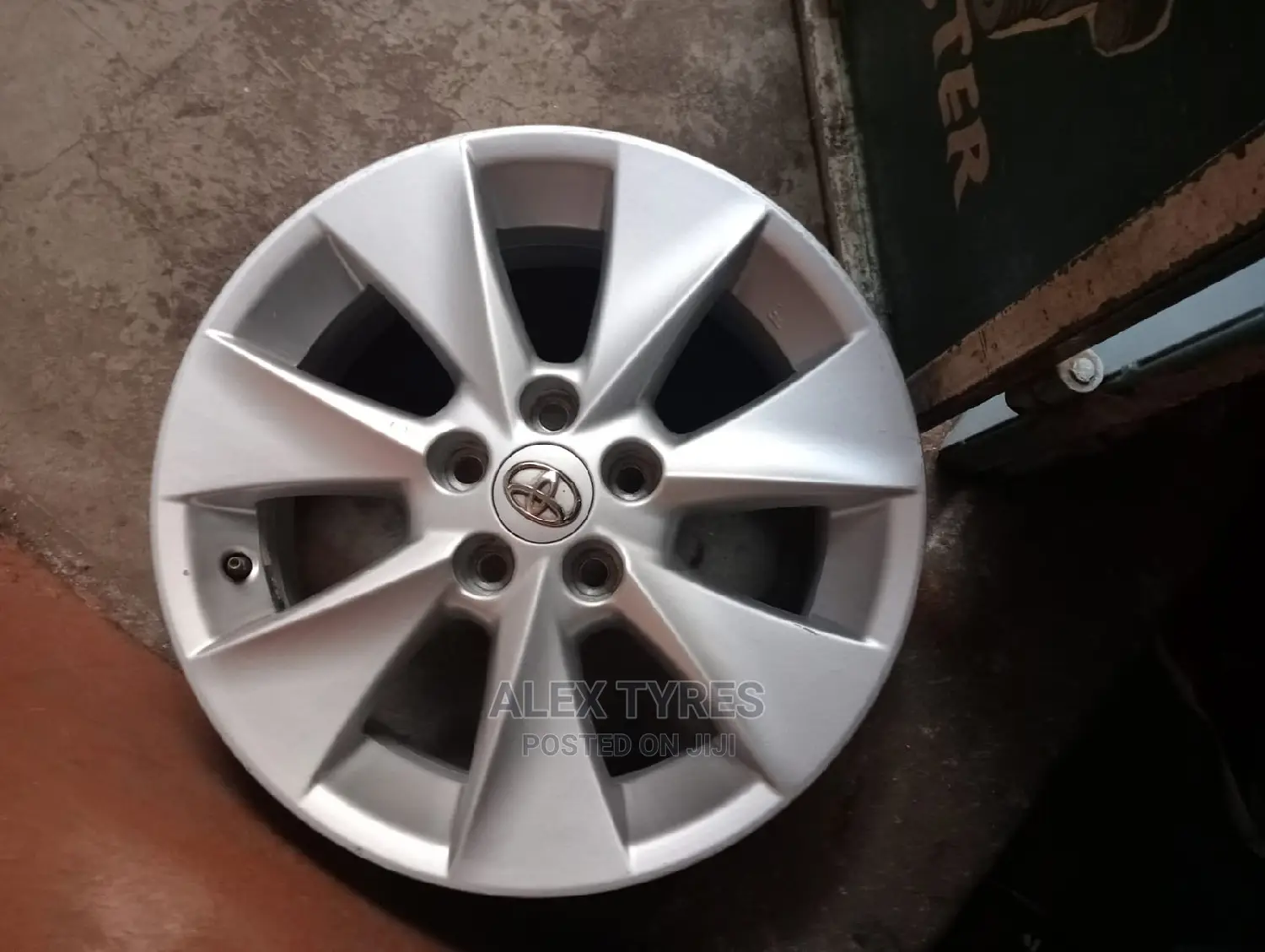 Size 17 Inches Alphard Alloy Rims Set