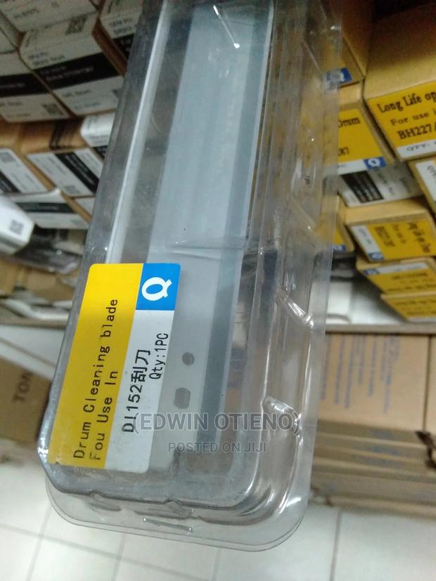 Bizhub 250 Drum Cleaning Blade - main view