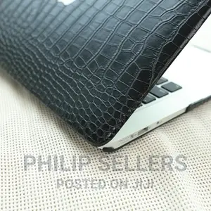 Classic Black Crocodile Print Macbook Hard Case for Pro 14 1