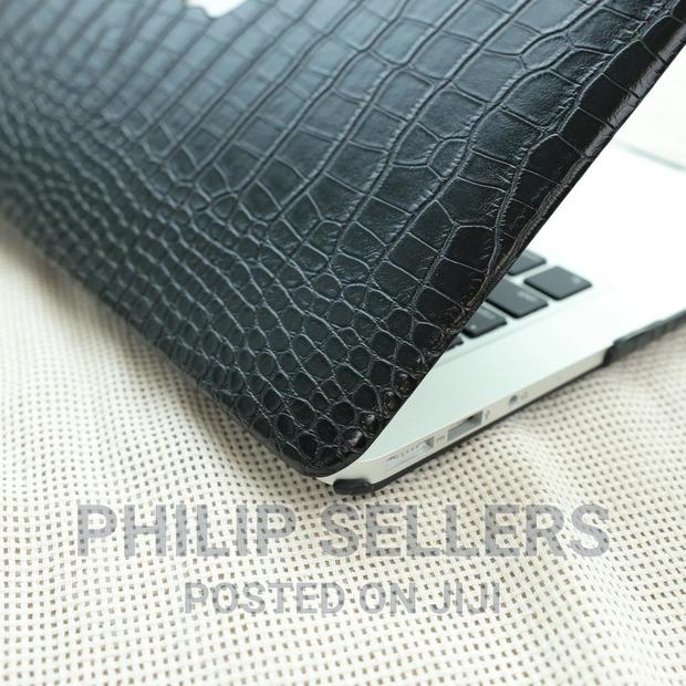 Classic Black Crocodile Print Macbook Hard Case for Pro 14 1 - thumbnail 2