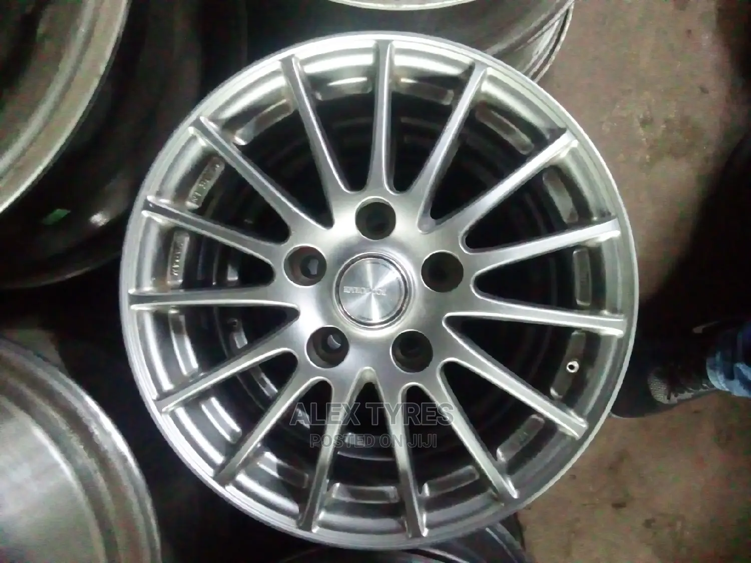 Size 15 Inches Noah Alloy Rims Set
