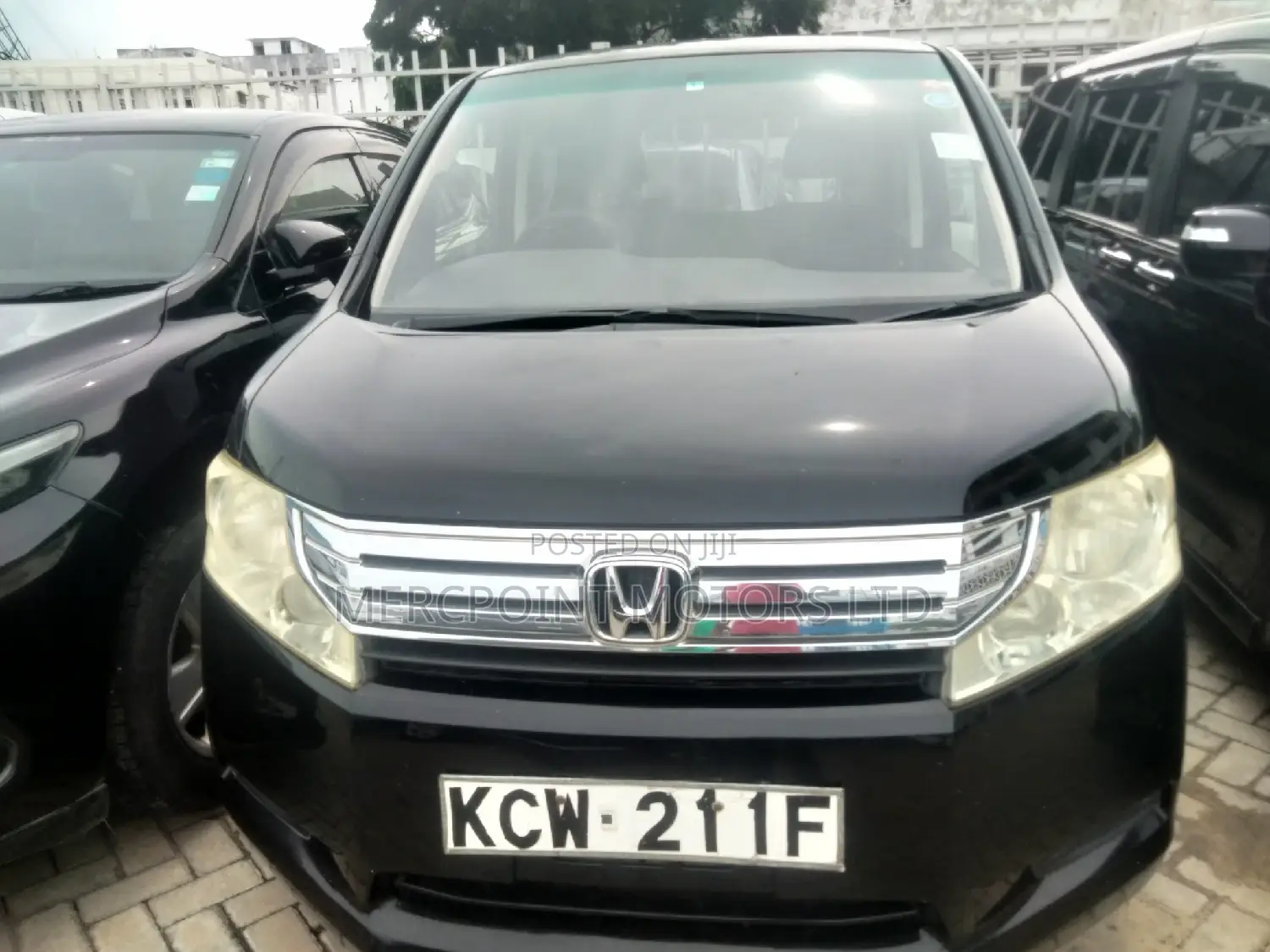 Honda Stepwgn 2012 Black