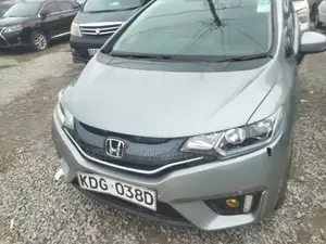 Honda Fit 2015 Silver