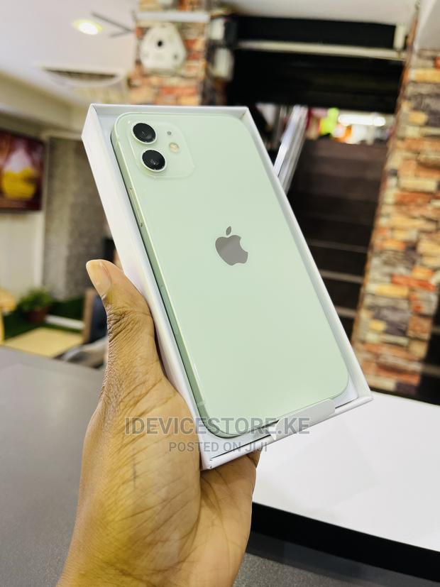 Apple iPhone 12 128 GB Green - main view