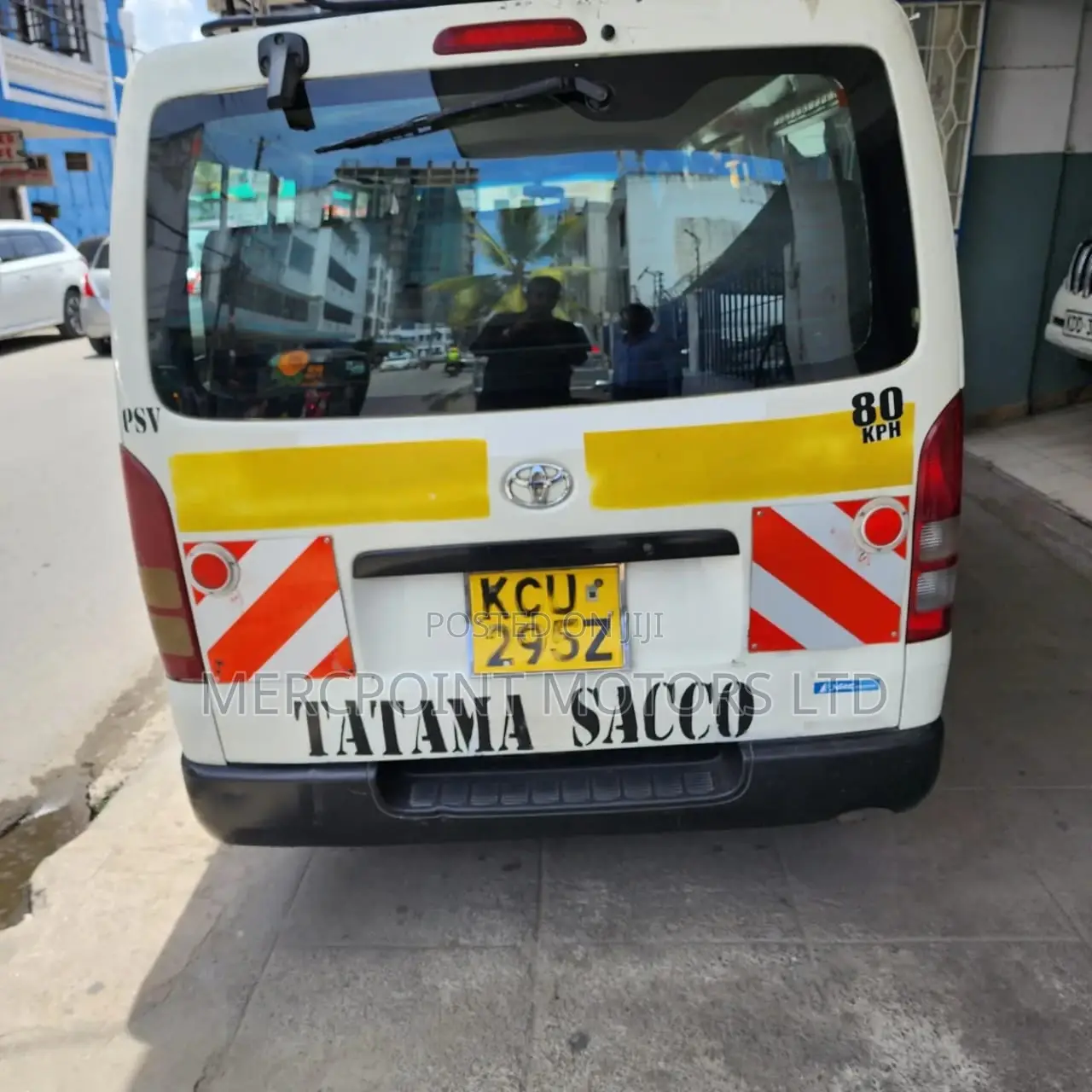 Toyota HiAce 2012 White