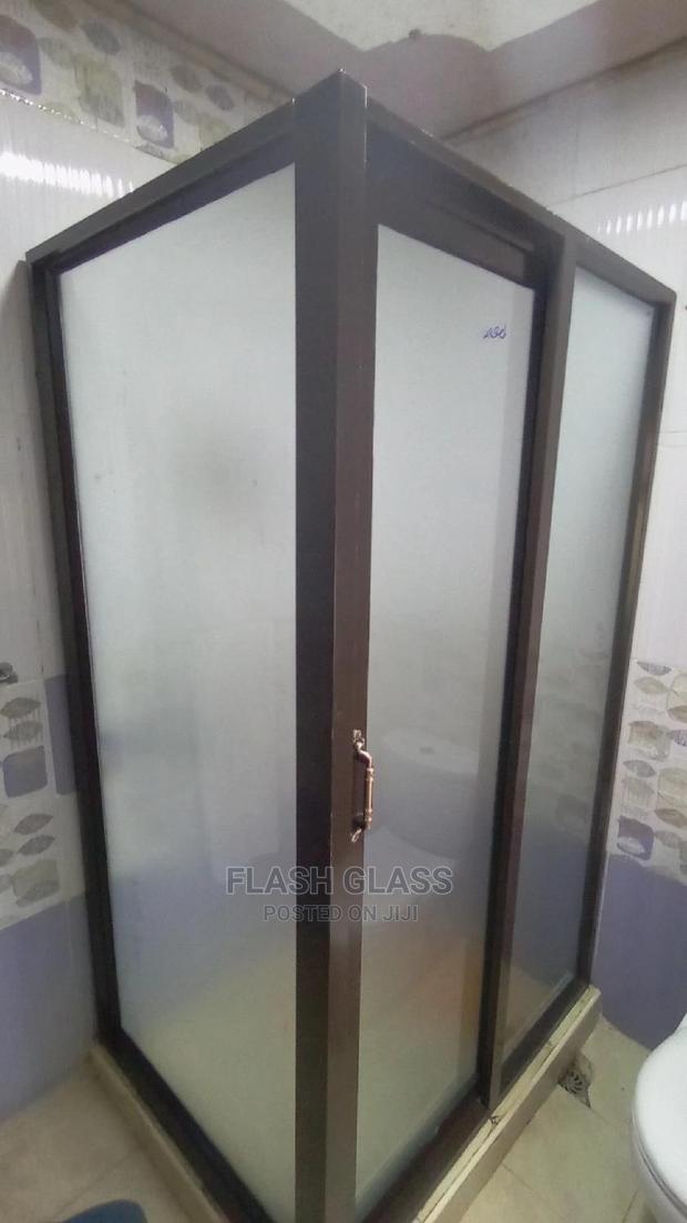 Aluminium Shower Cubicle - thumbnail 5
