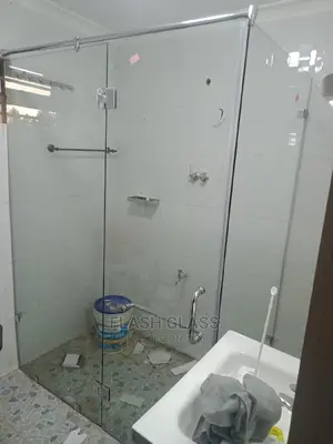 Shower Screen Enclosure