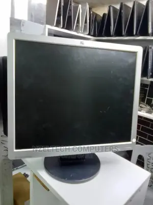 Hp 19 Inchs Monitors