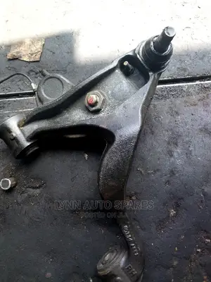 Isuzu Elf Lower Control Arm