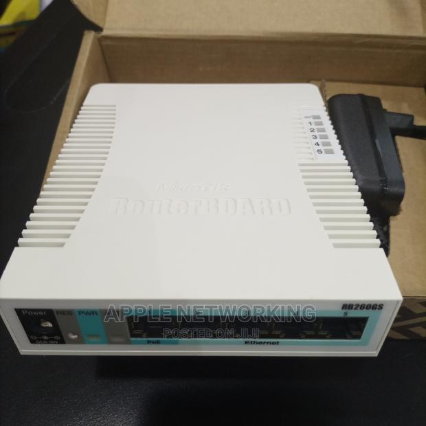 Mikrotik Routerboard RB260GS - main view