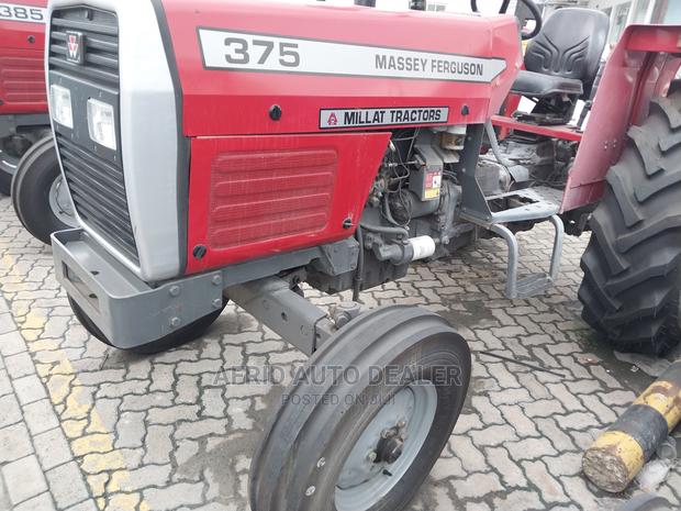 Tractor Massey Ferguson 385 - thumbnail 6