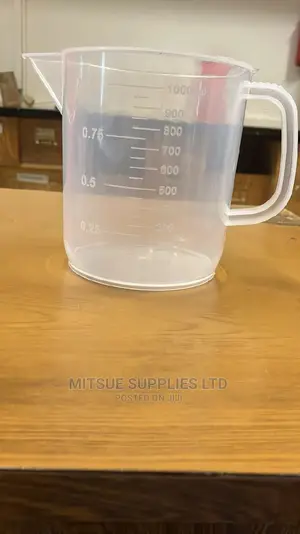 Set of 2 Graduated Jug 1 Litre