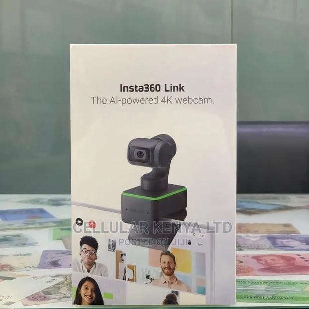 Insta360 Link UHD AI Webcam - main view