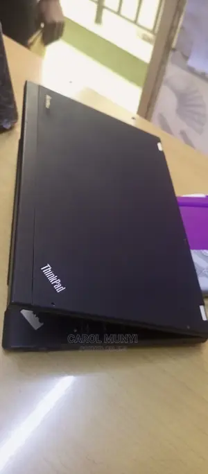 Laptop Lenovo ThinkPad X131e 4GB Intel Core I3 HDD 256GB