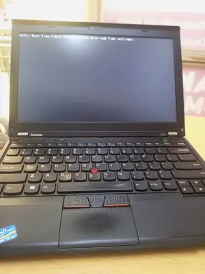 Laptop Lenovo ThinkPad X131e 4GB Intel Core I3 HDD 256GB