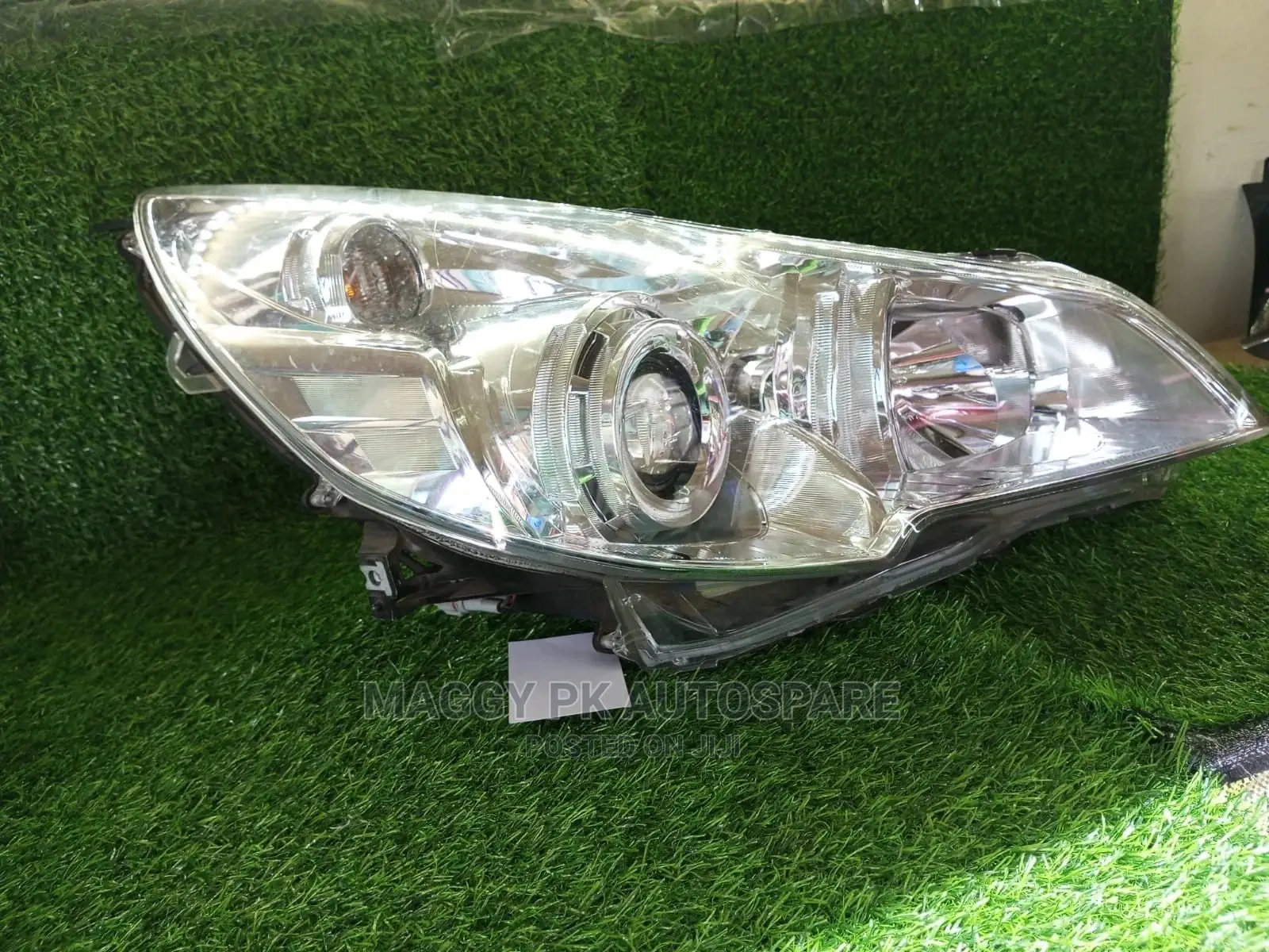 Subaru BR9 Headlight Xenon