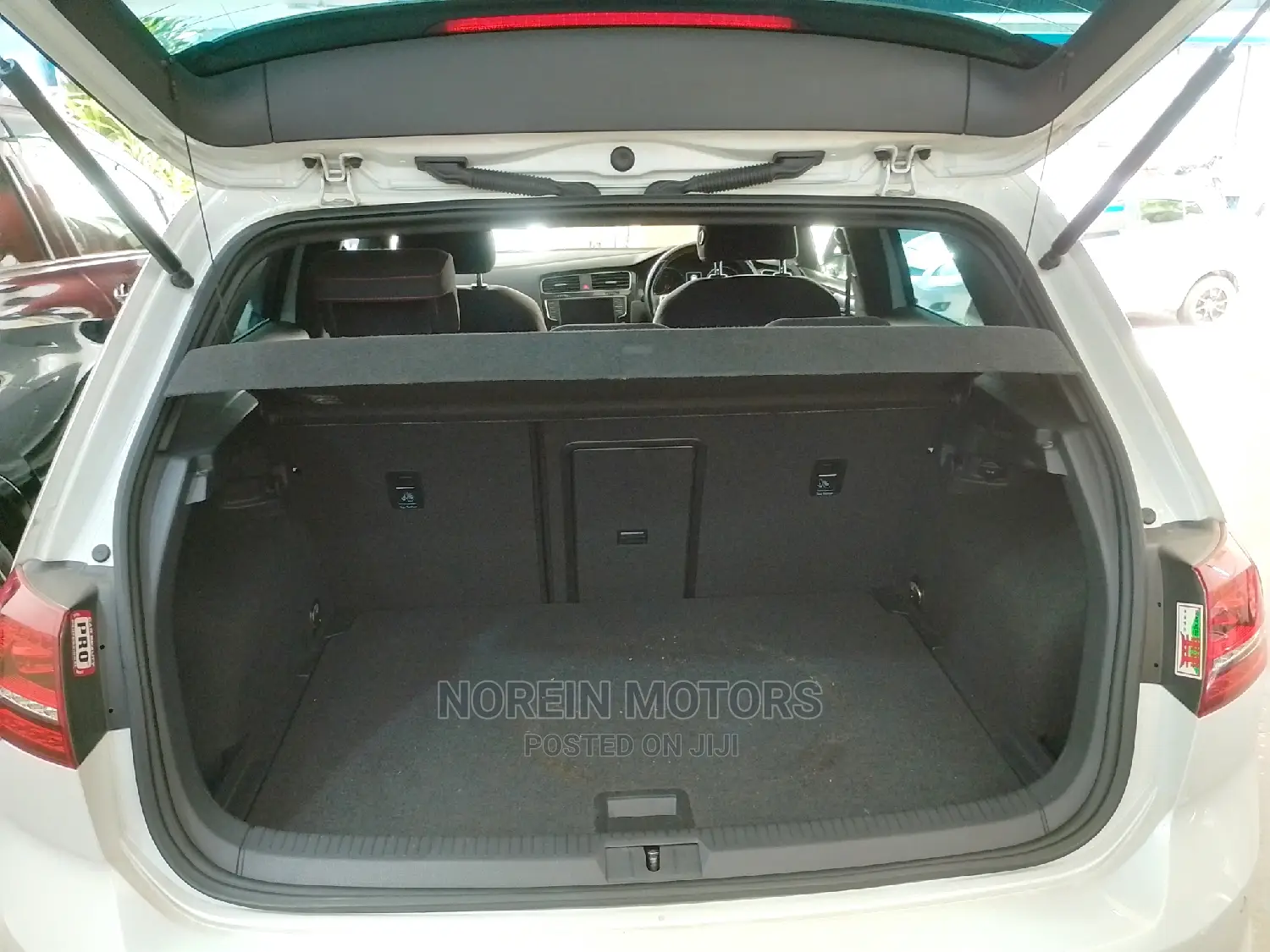 Volkswagen Golf GTI 2015 White