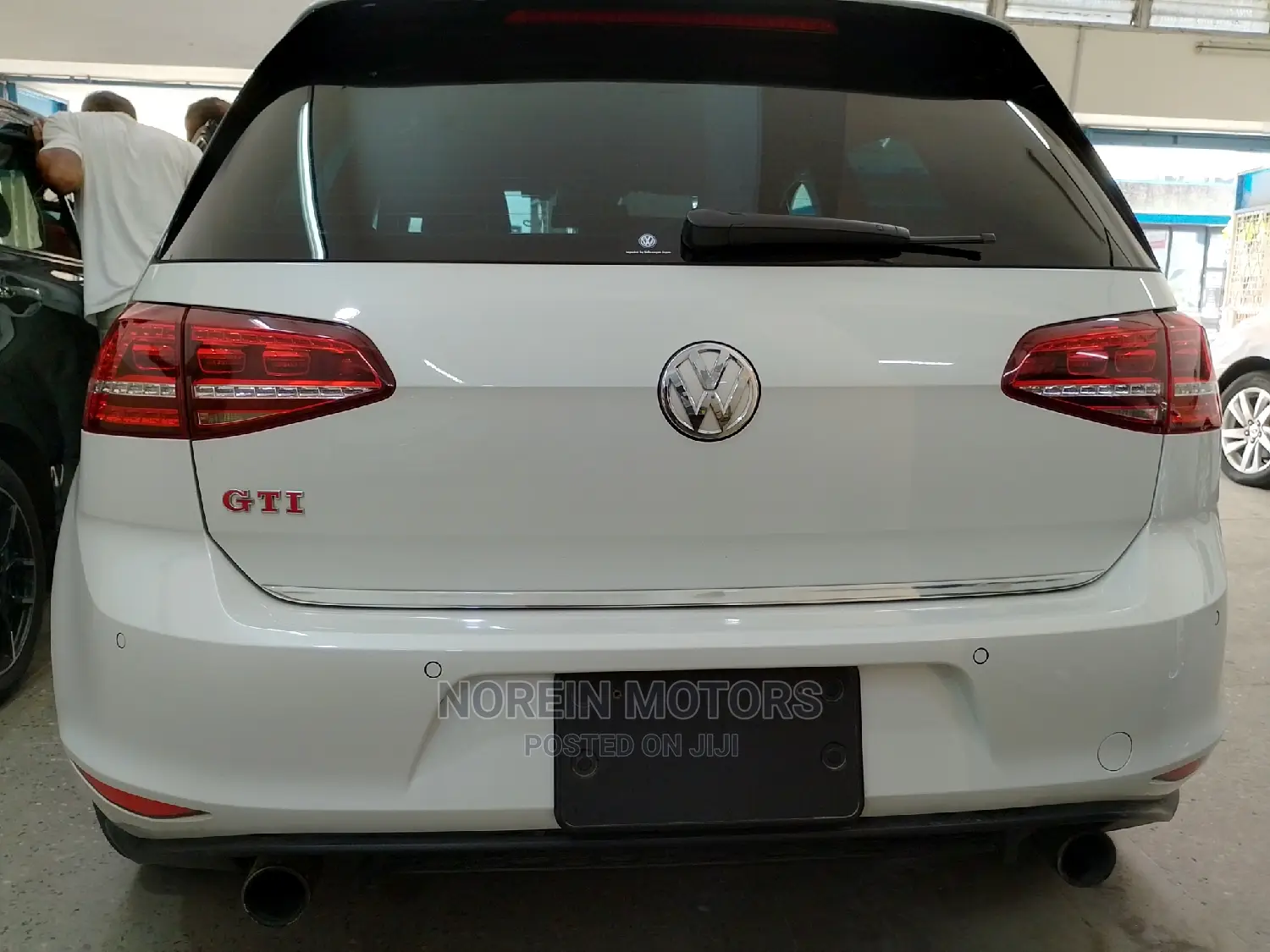 Volkswagen Golf GTI 2015 White