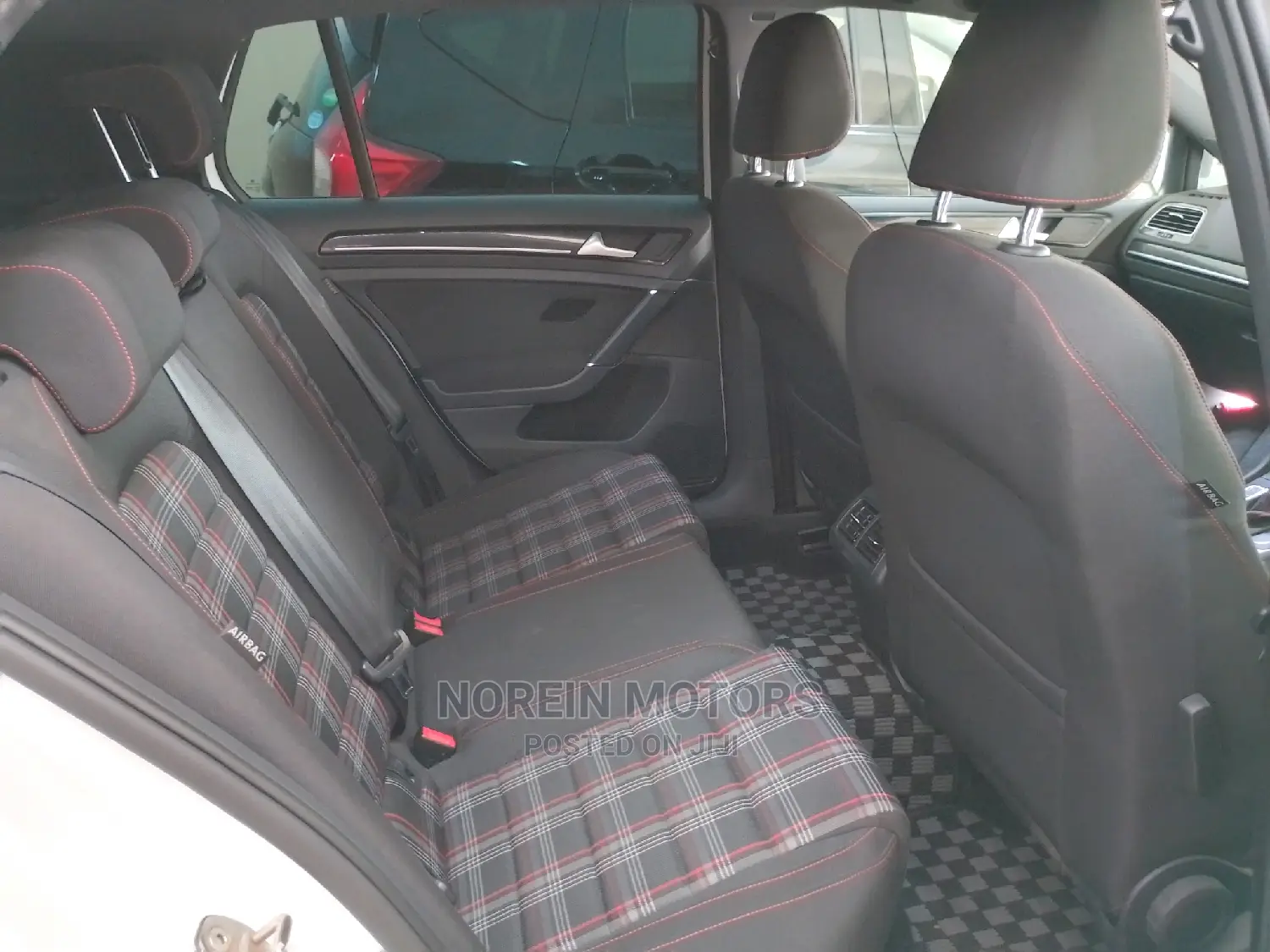 Volkswagen Golf GTI 2015 White