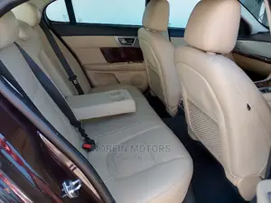 Jaguar XF 2015 Brown